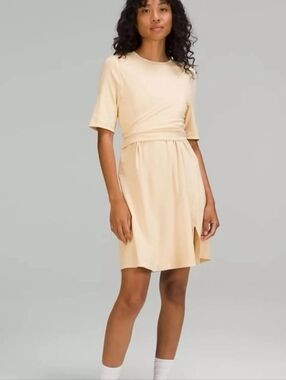 Lululemon Dress Womens 4 Beige yellow Wrap Front T-Shirt dress Cotton Casual